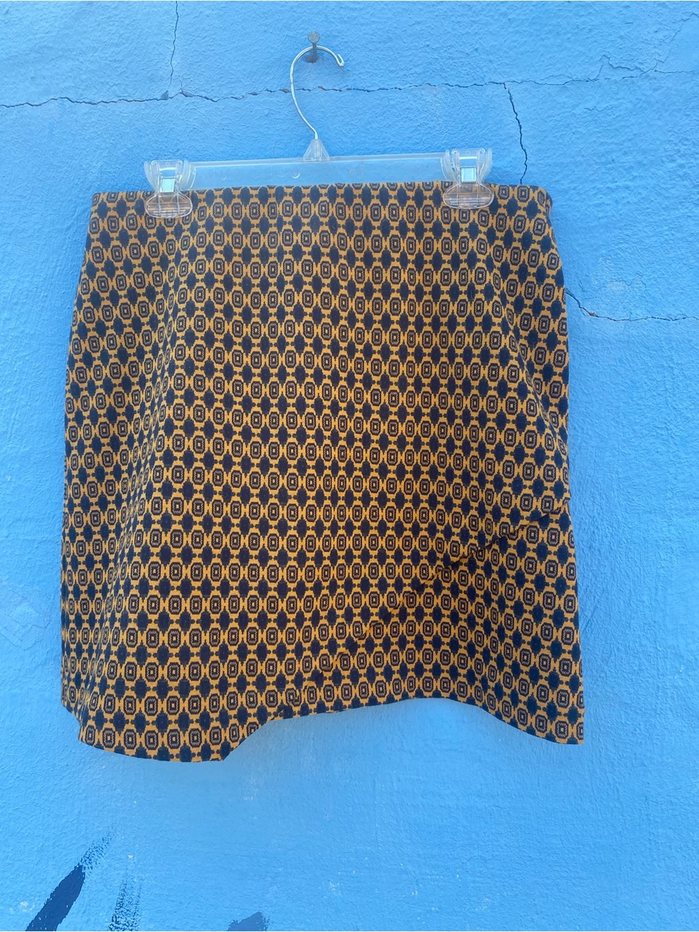 Cabi Standout Skirt #3403 Geometric Medallion Faux Wrap Mini Knit fall colors